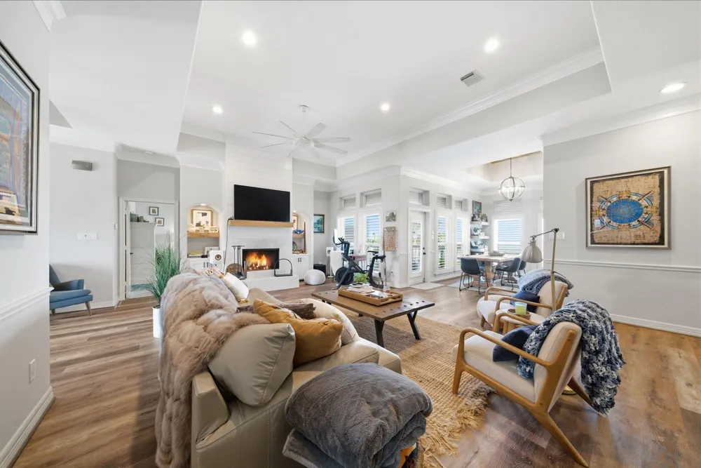 1623 Dick Bay Drive San Leon, TX 77539