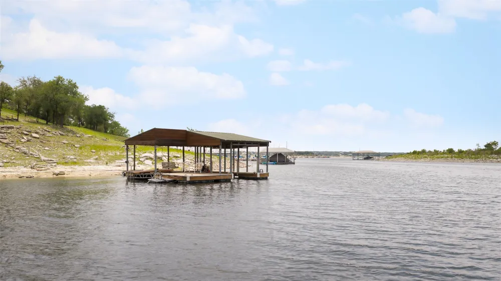 16407 Jackson Street Volente, TX 78641
