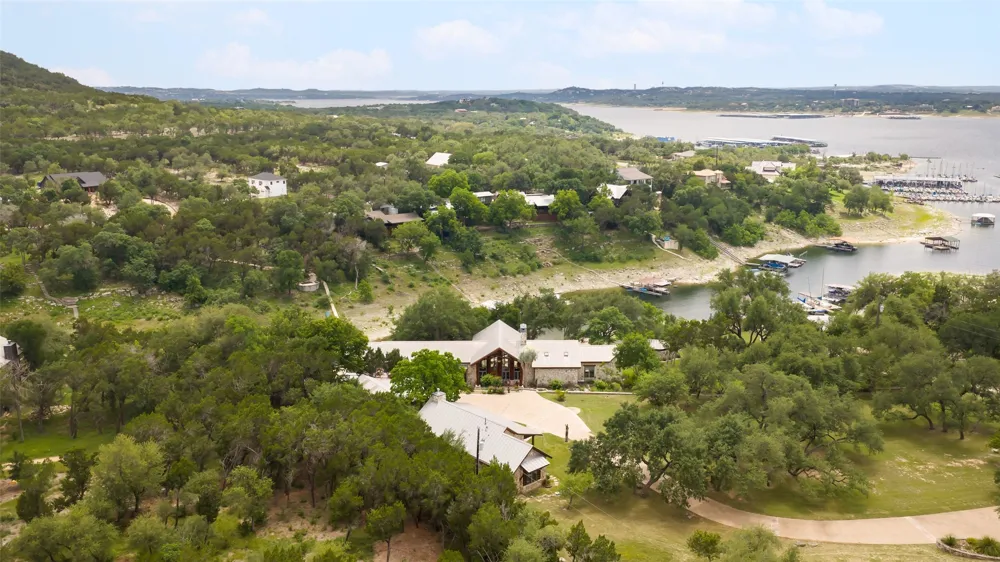 16407 Jackson Street Volente, TX 78641