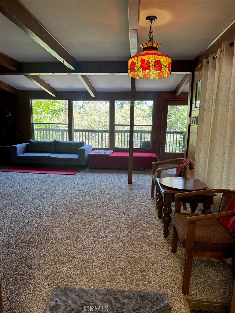 23949 Scenic Crestline, CA 92325