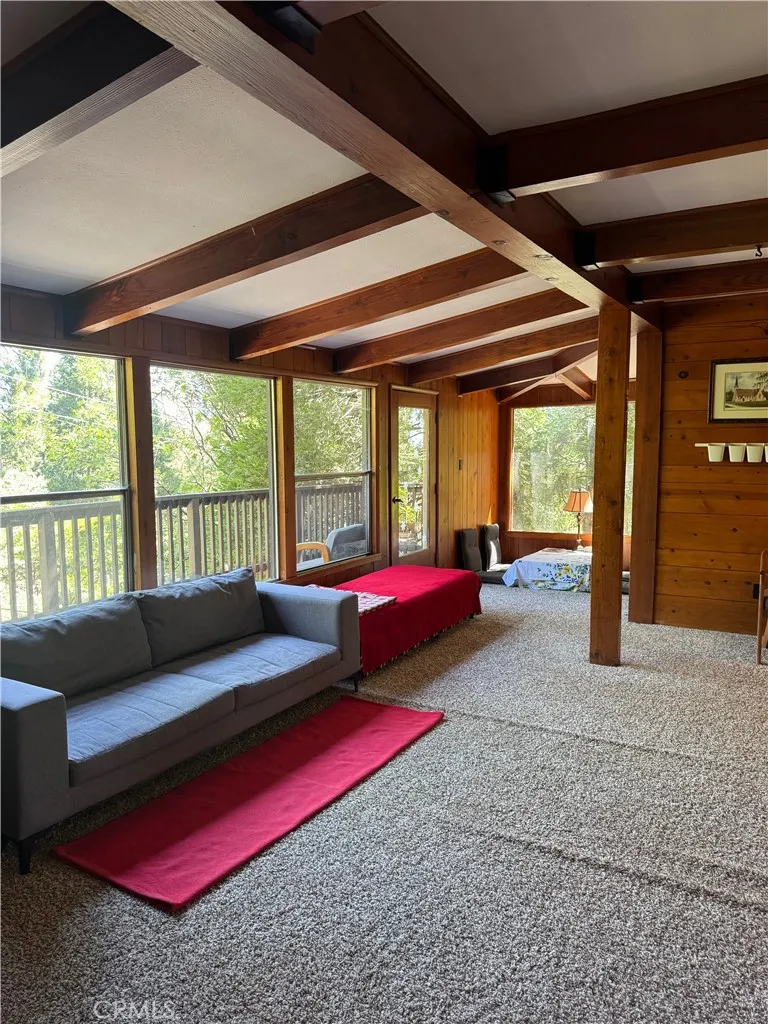 23949 Scenic Crestline, CA 92325