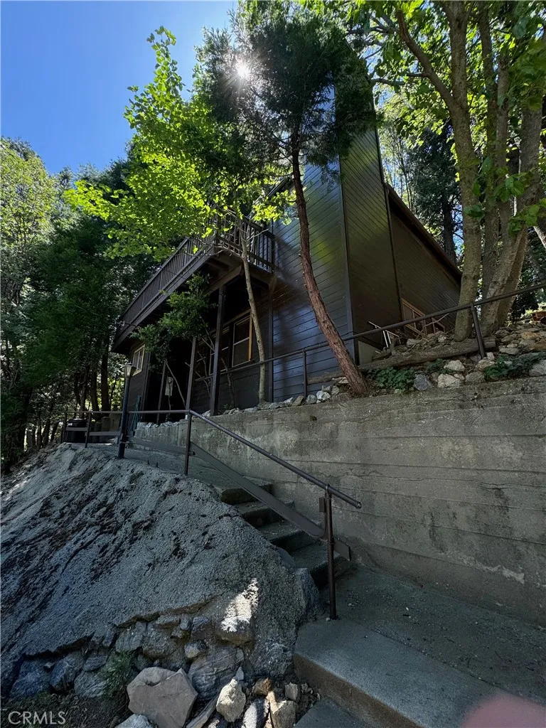 23949 Scenic Crestline, CA 92325