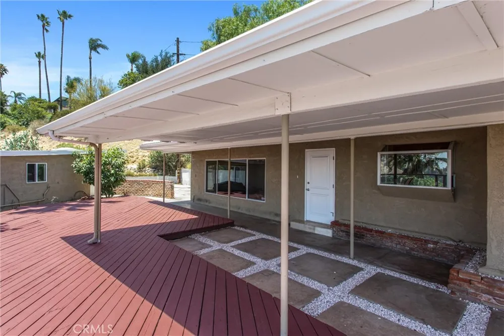 339 Edgerton Drive San Bernardino, CA 92405