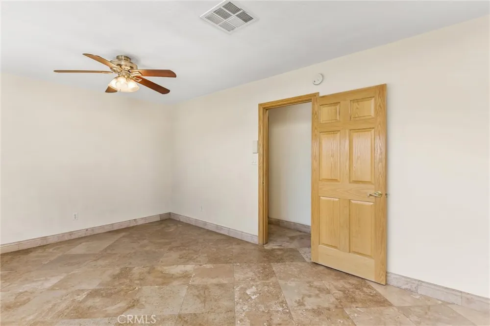 339 Edgerton Drive San Bernardino, CA 92405