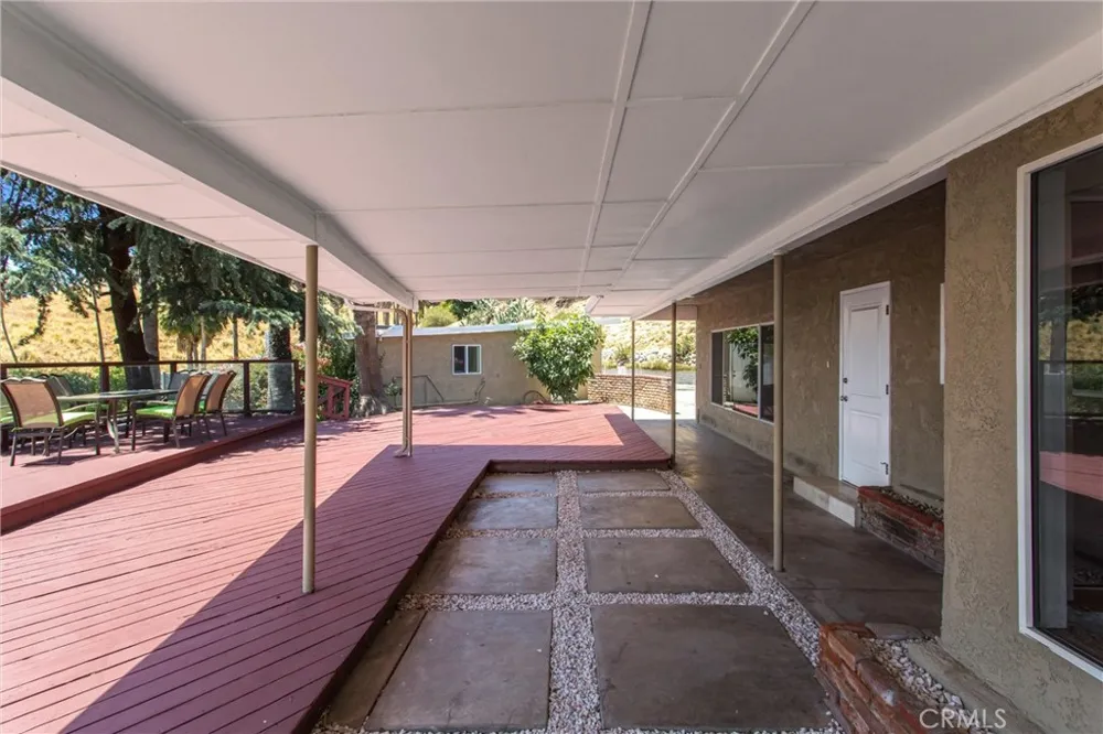 339 Edgerton Drive San Bernardino, CA 92405