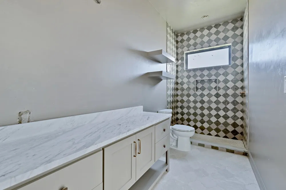 7256 Tom Trails Krum, TX 76249