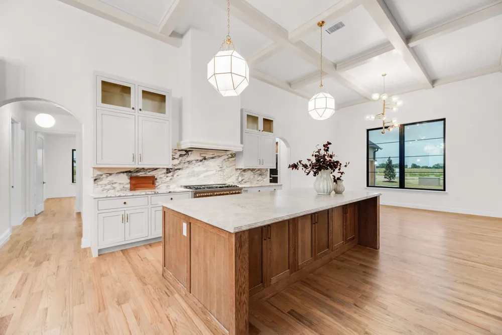 7256 Tom Trails Krum, TX 76249