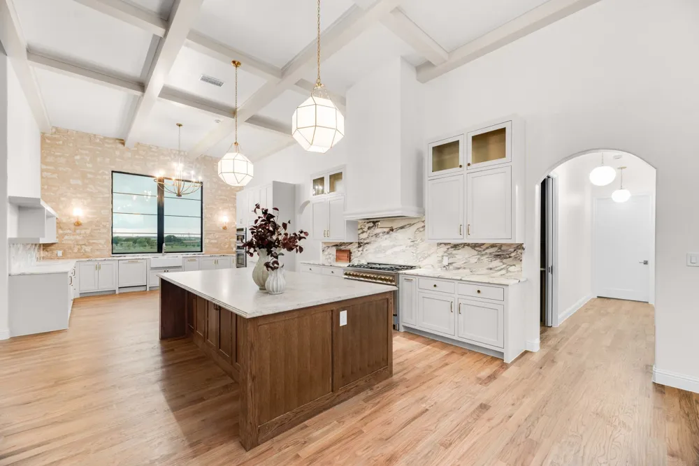 7256 Tom Trails Krum, TX 76249
