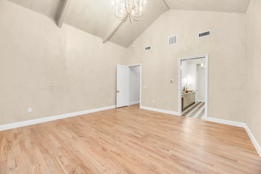 7256 Tom Trails Krum, TX 76249