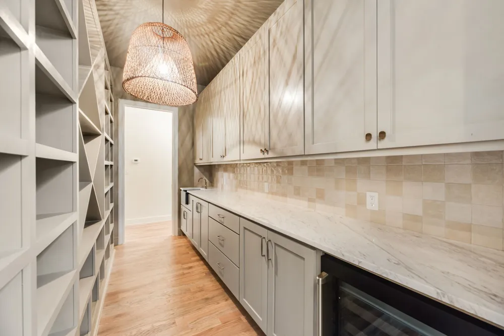 7256 Tom Trails Krum, TX 76249