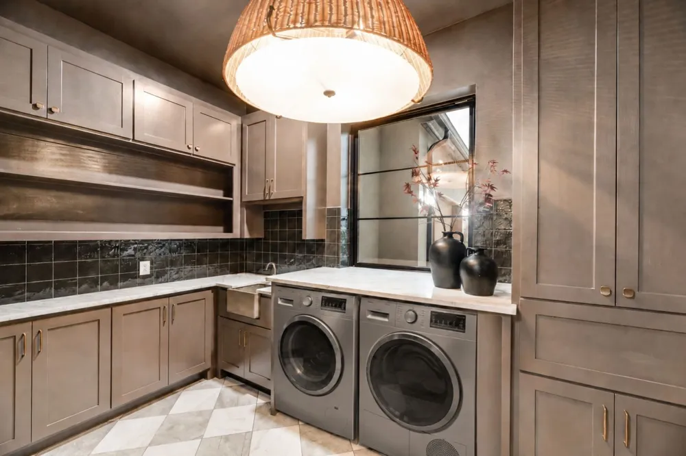 7256 Tom Trails Krum, TX 76249