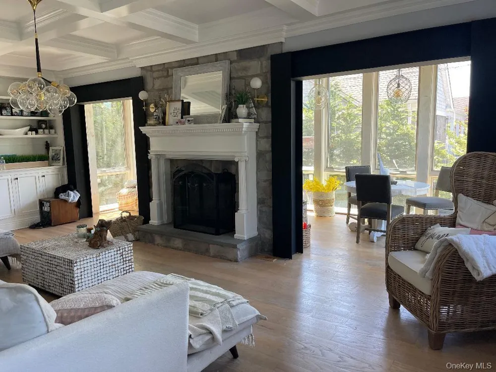 88 Dutchess Boulevard Atlantic Beach, NY 11509