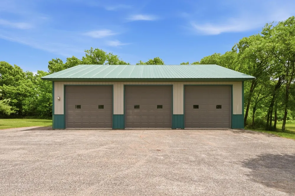 23801 County Road 9 NE New London, MN 56273
