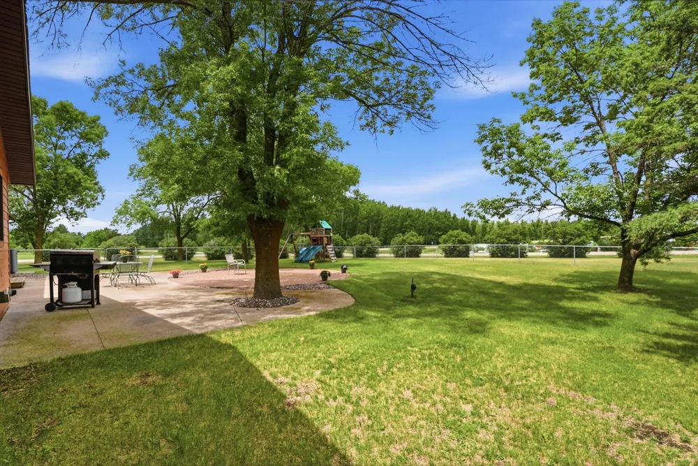 23801 County Road 9 NE New London, MN 56273