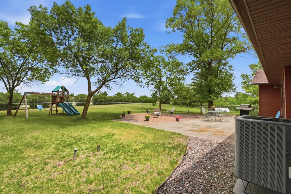 23801 County Road 9 NE New London, MN 56273