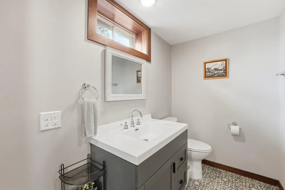 23801 County Road 9 NE New London, MN 56273