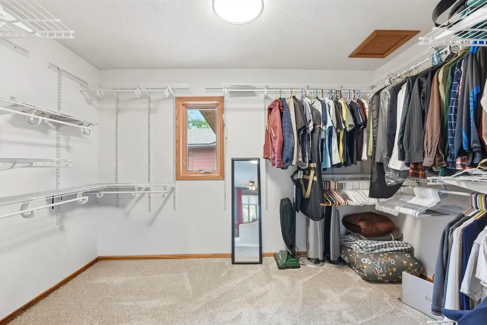23801 County Road 9 NE New London, MN 56273