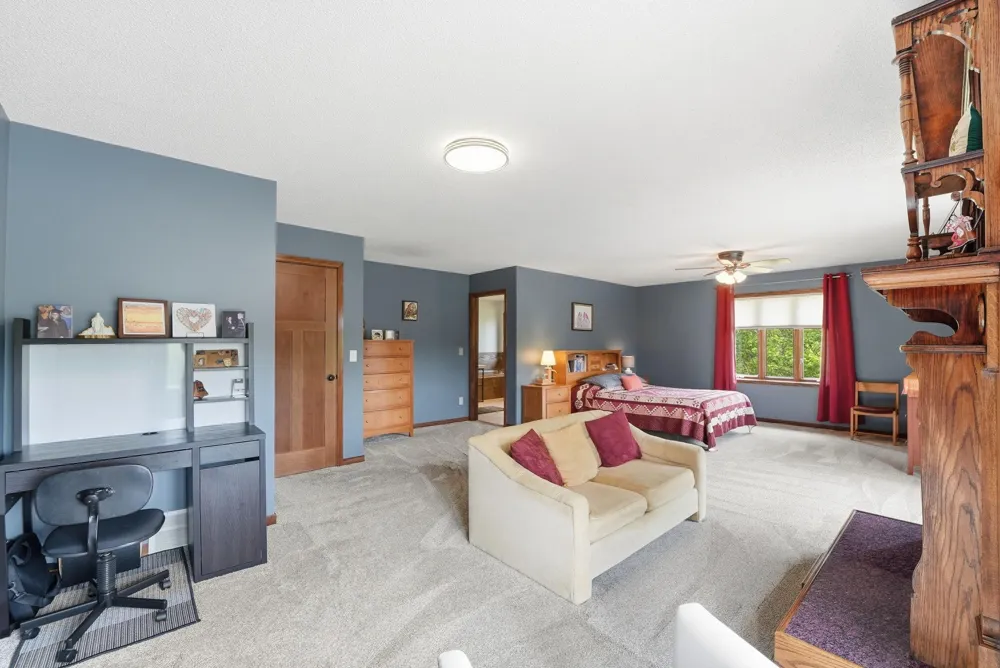23801 County Road 9 NE New London, MN 56273