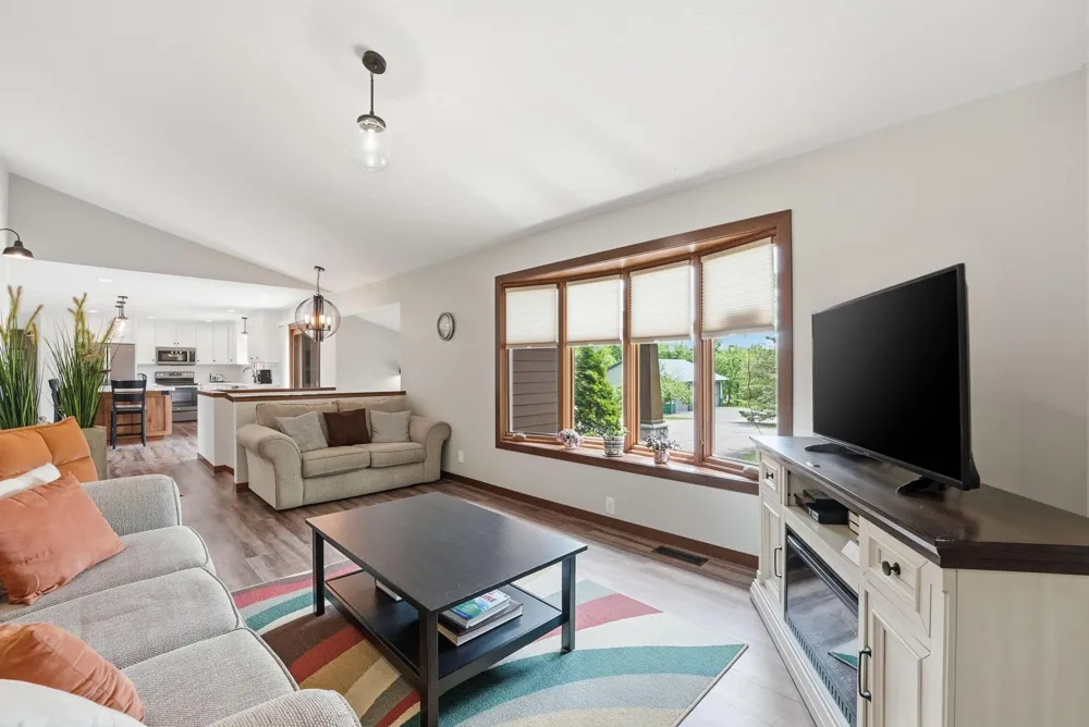 23801 County Road 9 NE New London, MN 56273