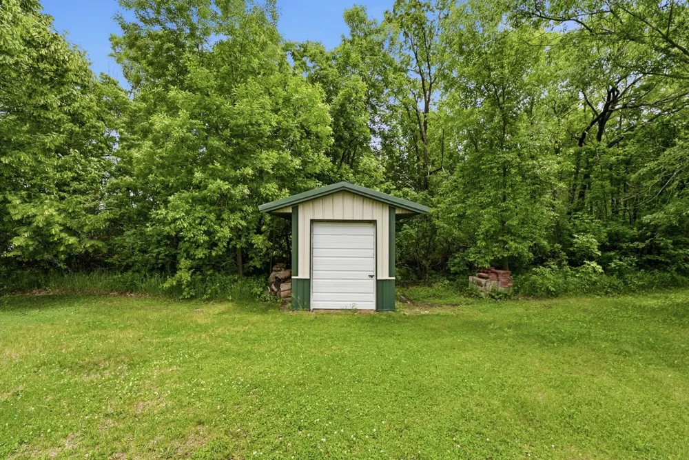 23801 County Road 9 NE New London, MN 56273
