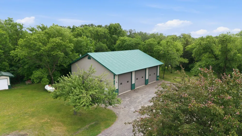 23801 County Road 9 NE New London, MN 56273