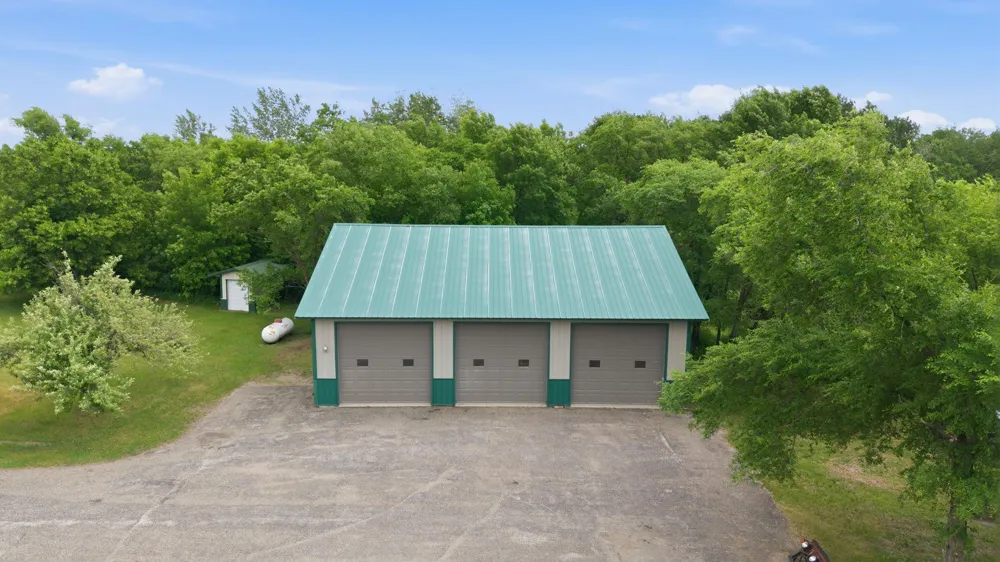23801 County Road 9 NE New London, MN 56273