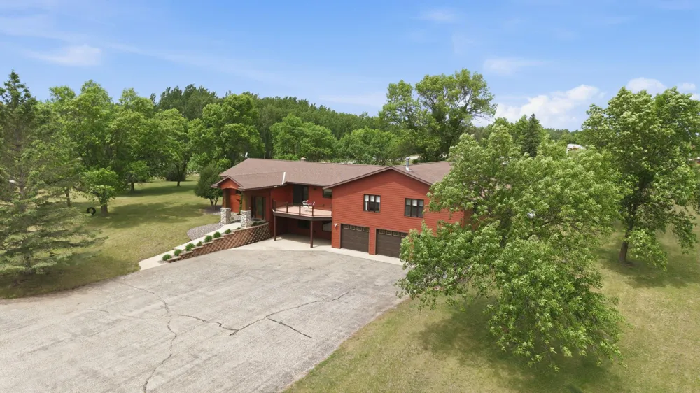 23801 County Road 9 NE New London, MN 56273