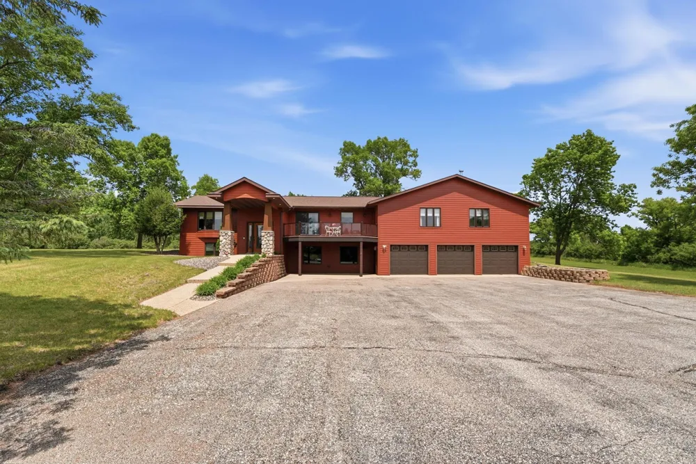 23801 County Road 9 NE New London, MN 56273