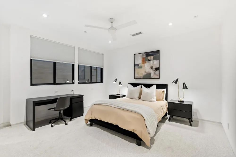 216 Ocean St. Solana Beach, CA 92075