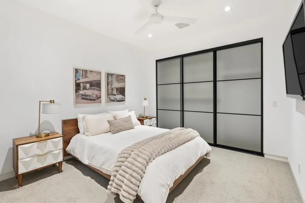 216 Ocean St. Solana Beach, CA 92075