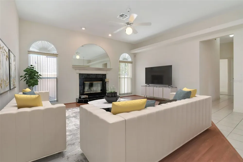 5715 TANASI COURT Lakeland, FL 33812