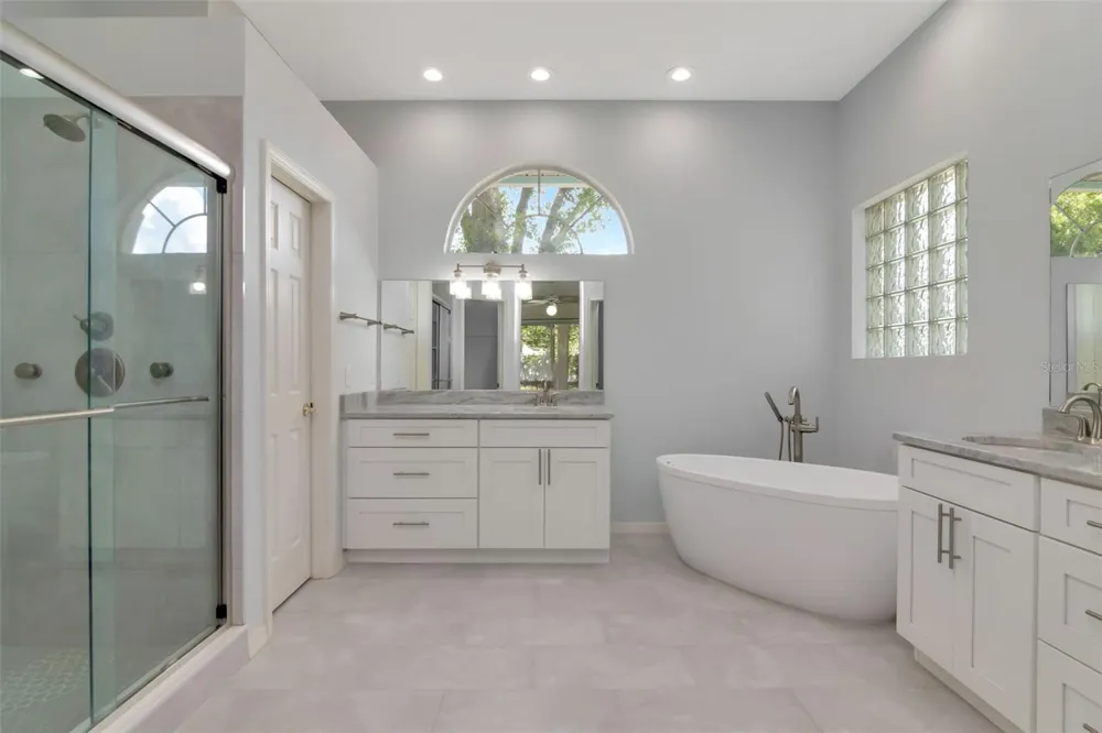 5715 TANASI COURT Lakeland, FL 33812