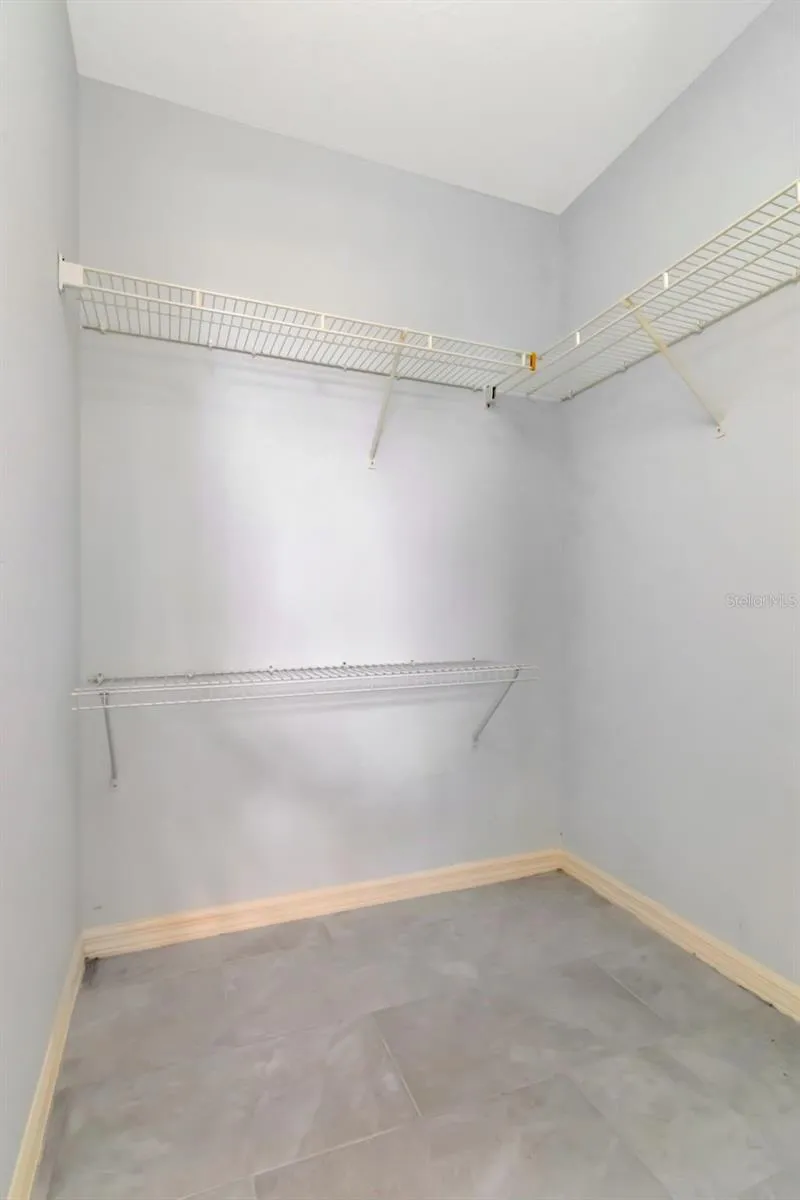 5715 TANASI COURT Lakeland, FL 33812