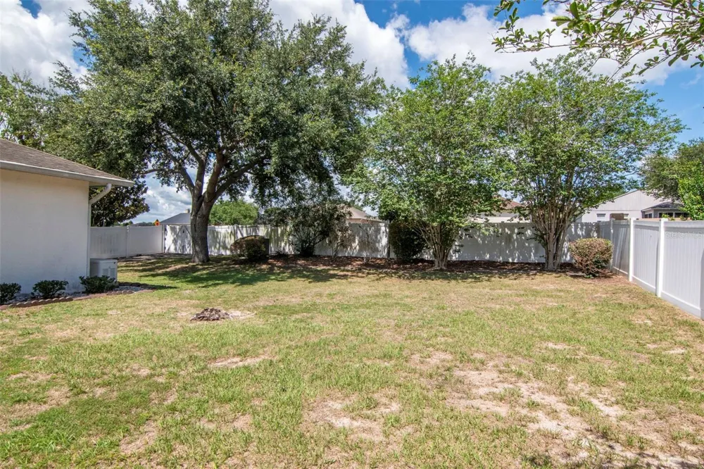 5715 TANASI COURT Lakeland, FL 33812