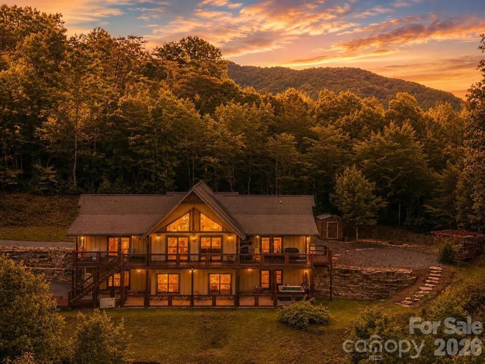 346 Torwood Lane Whittier, NC 28789
