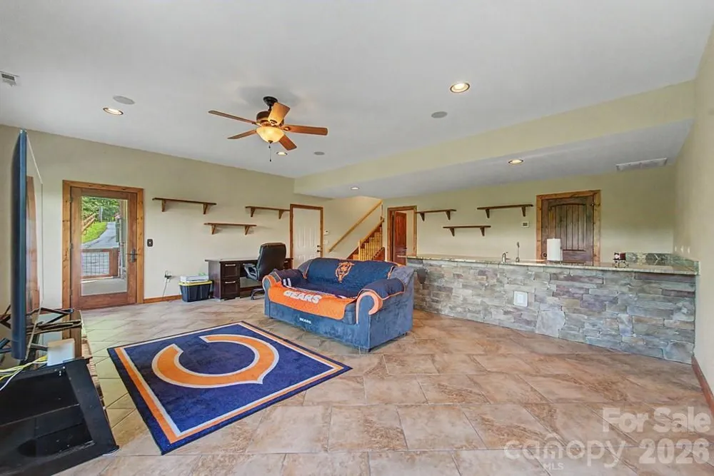 346 Torwood Lane Whittier, NC 28789