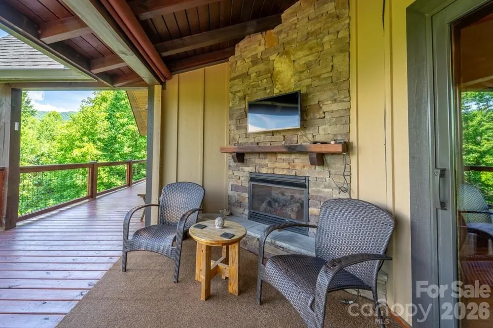 346 Torwood Lane Whittier, NC 28789