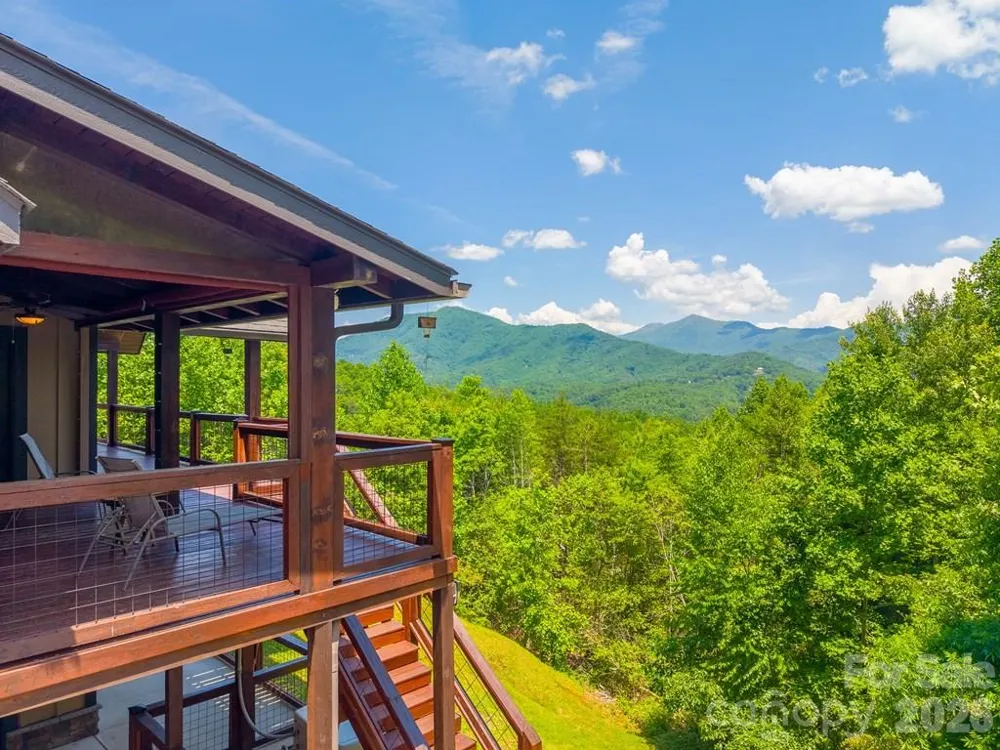 346 Torwood Lane Whittier, NC 28789