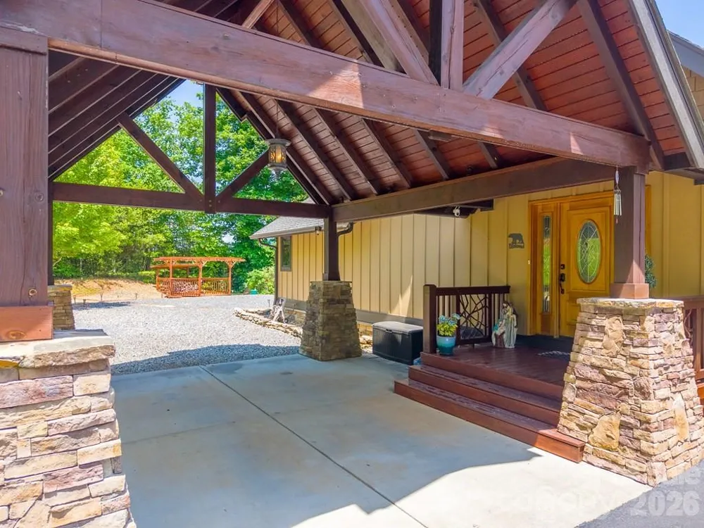 346 Torwood Lane Whittier, NC 28789