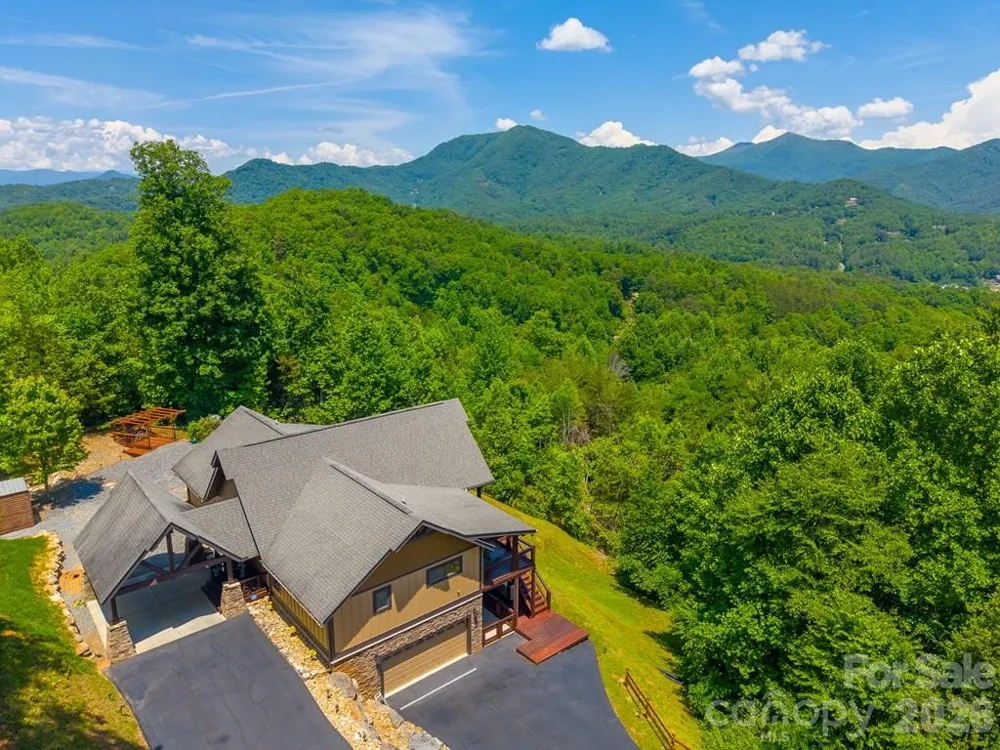 346 Torwood Lane Whittier, NC 28789