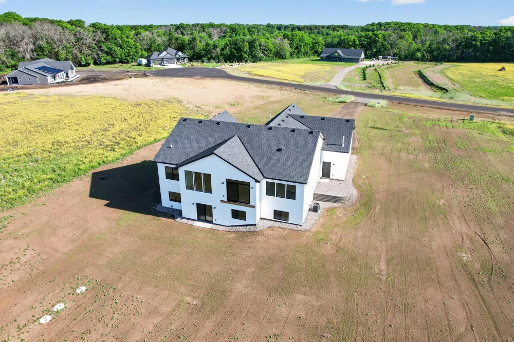 13437 295th Avenue NW Princeton, MN 55371