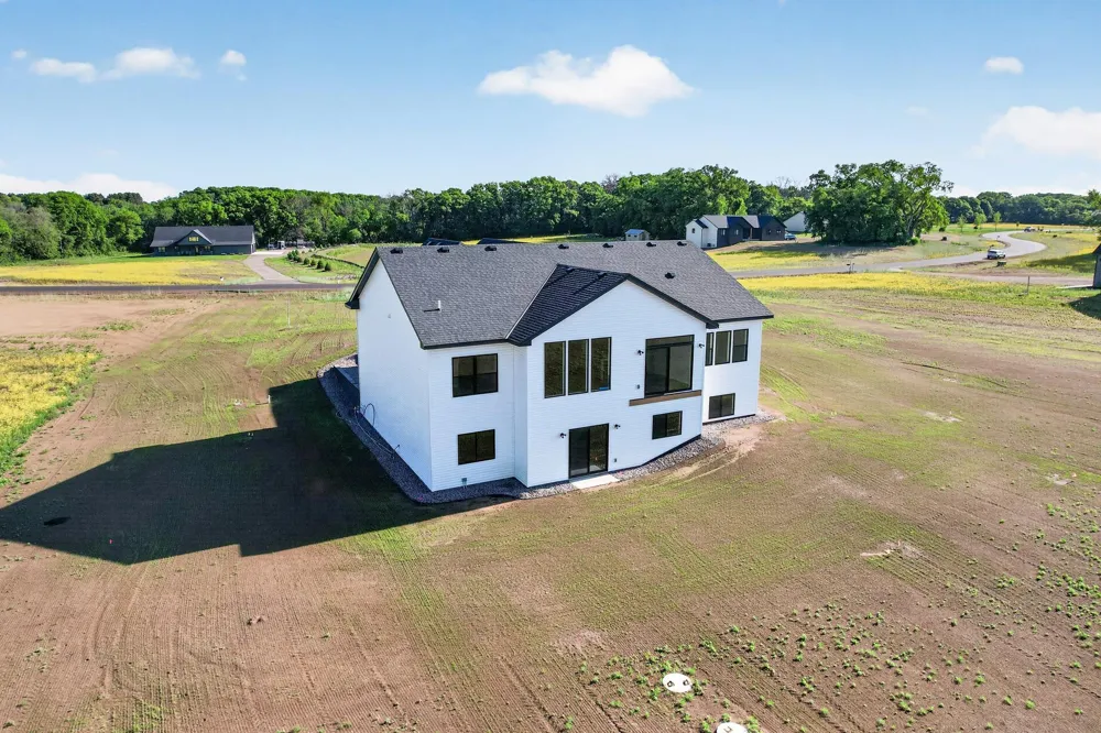 13437 295th Avenue NW Princeton, MN 55371