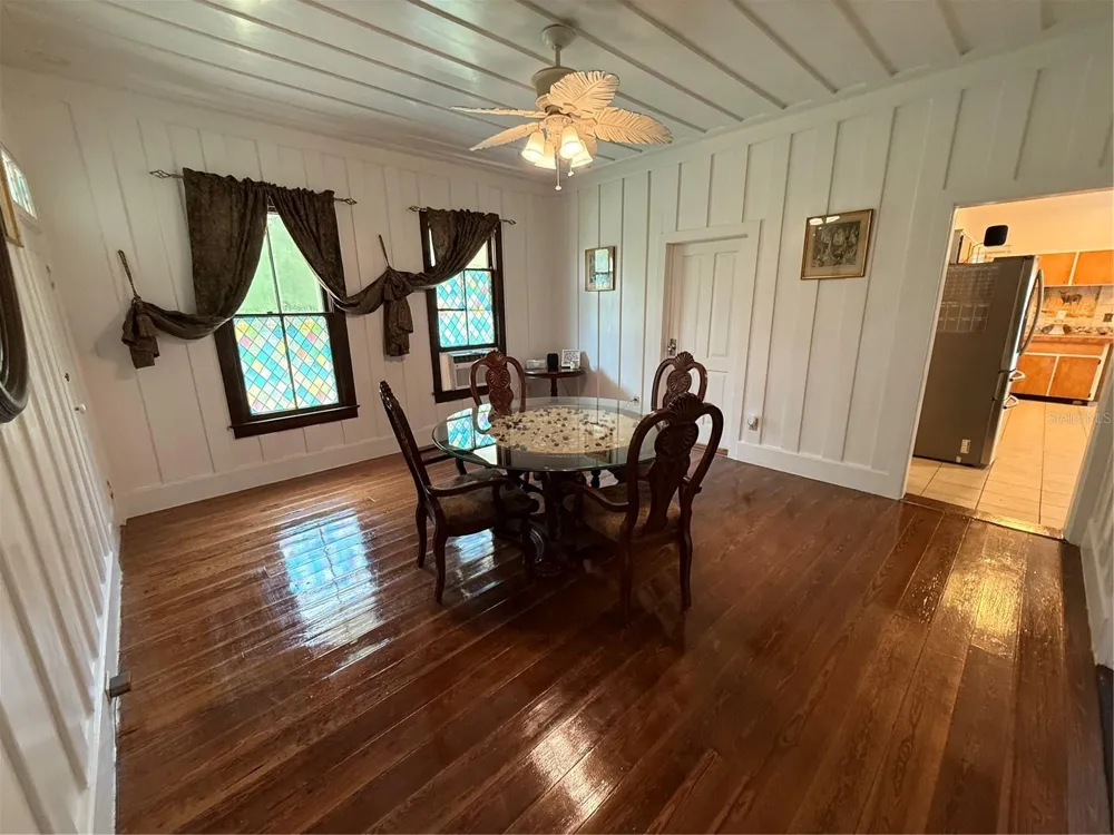 110 VOLUSIA AVENUE Pierson, FL 32180