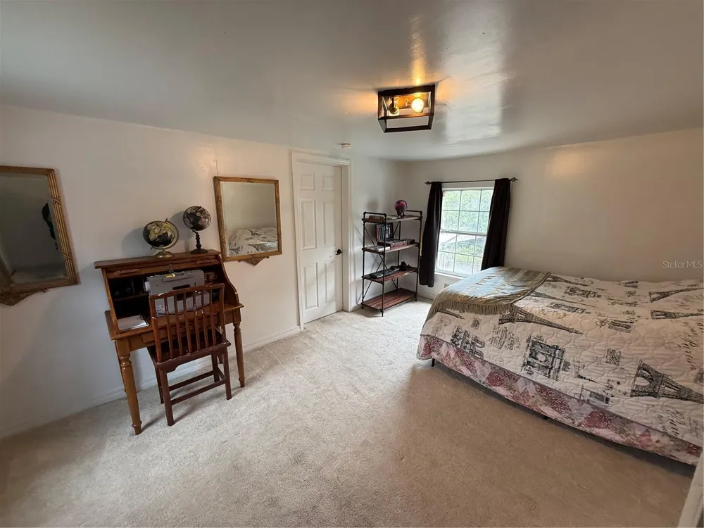 110 VOLUSIA AVENUE Pierson, FL 32180