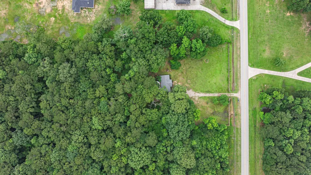 9660 Fostoria Road Cleveland, TX 77328