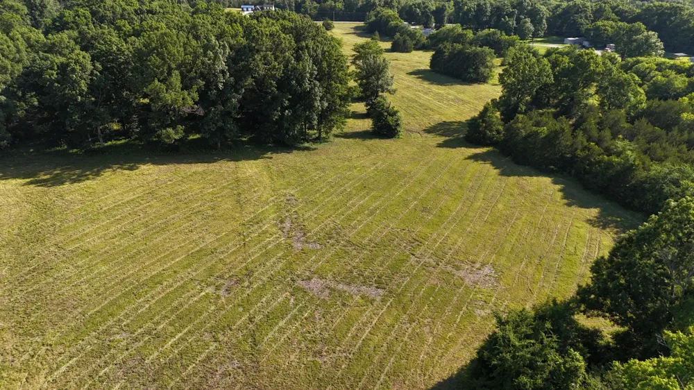 1988 Fayetteville Hwy Belfast, TN 37019