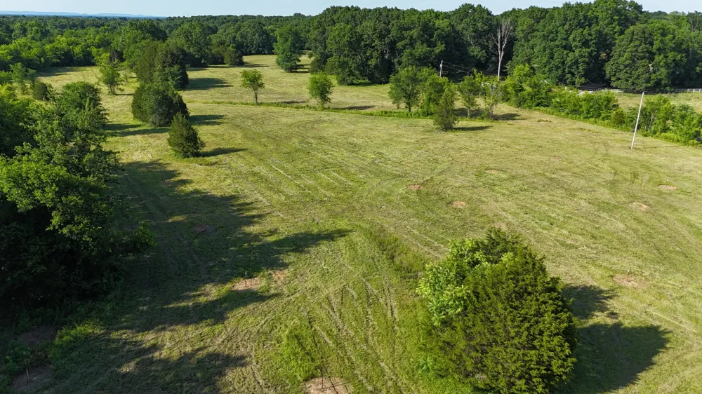 1988 Fayetteville Hwy Belfast, TN 37019