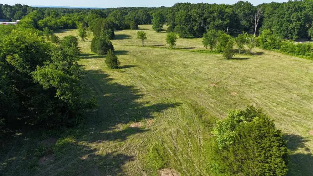 1988 Fayetteville Hwy Belfast, TN 37019
