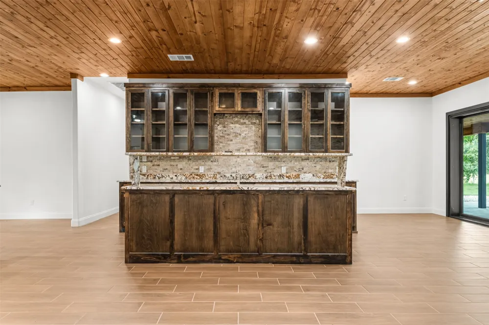 1215 E Stegall Road Robinson, TX 76706