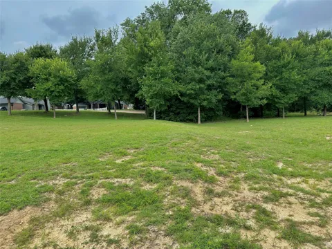 875 Castleglen Drive